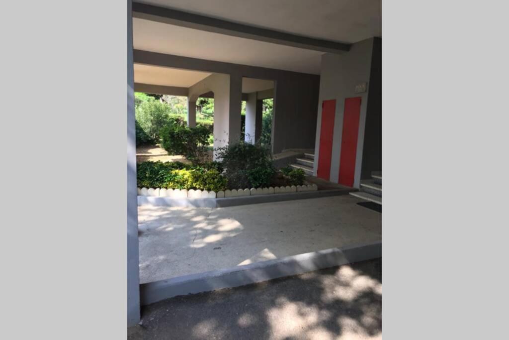 Bel Appartement Avec Vue Et Parking Prive Béziers Exterior foto